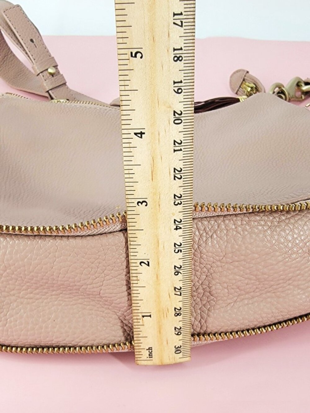 Radley London NWOT Blush Pebble Leather Pudding Lane Crossbody Hobo Bag Expands - Picture 15 of 16